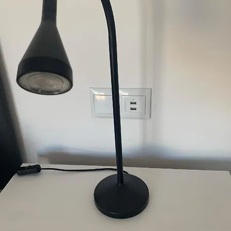 Brand New In The Location In Apartment *